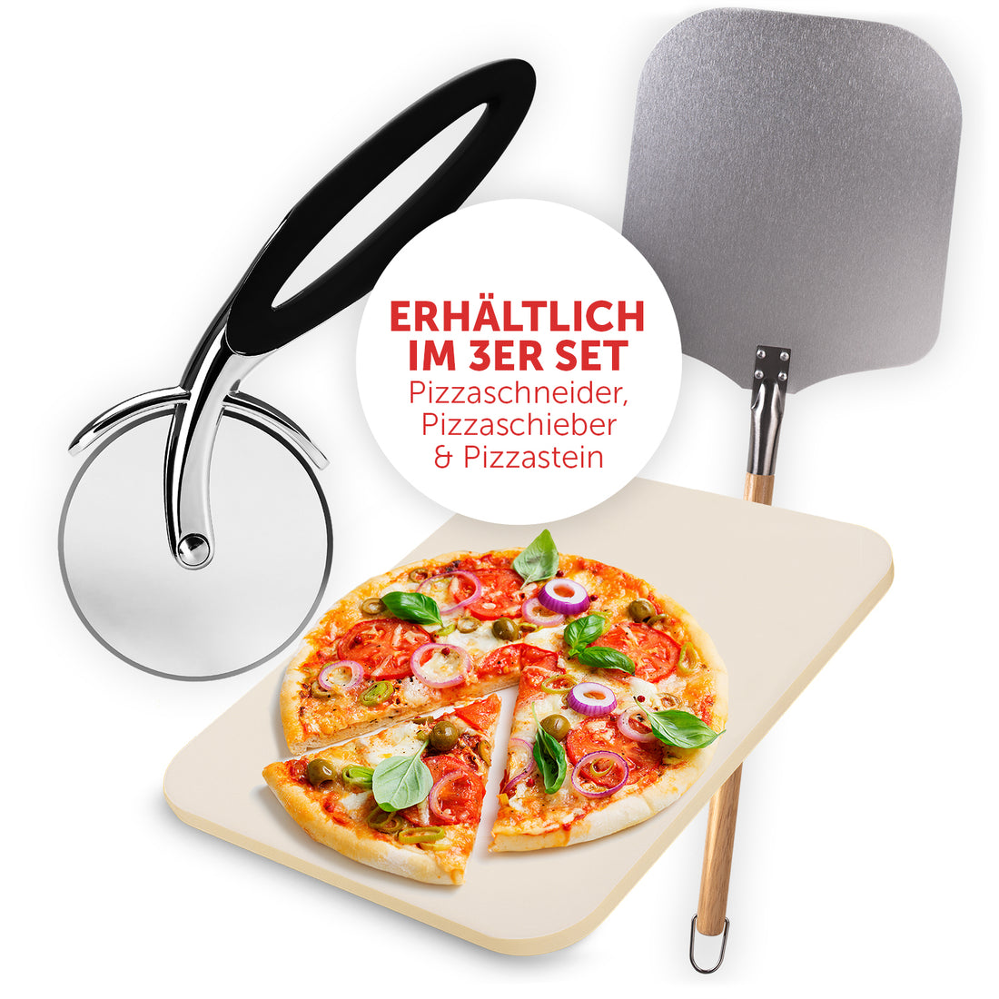 Zusehen ist ein Edelstahl Pizzaroller mit Schwarzem Griff sowie einer Pizzastein in beige mit einer Pizza drauf. Im Hintergrund ist zudem eine Pizzaschaufel zu sehen.